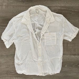 Flowy button up top